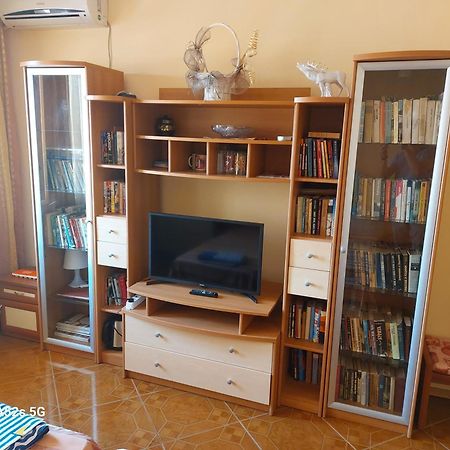 Homestay Kostadinov Pomorie Bagian luar foto
