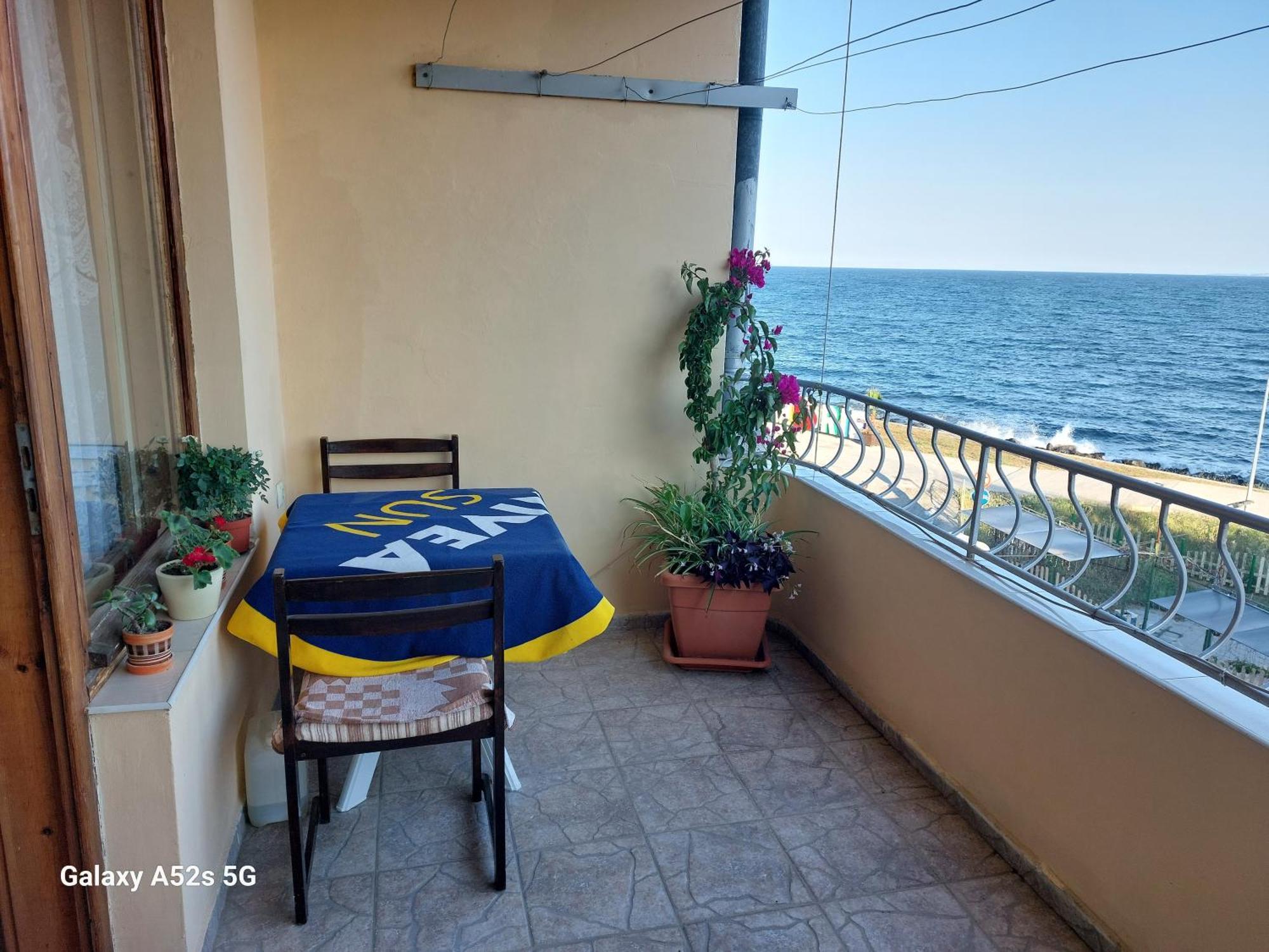 Homestay Kostadinov Pomorie Bagian luar foto
