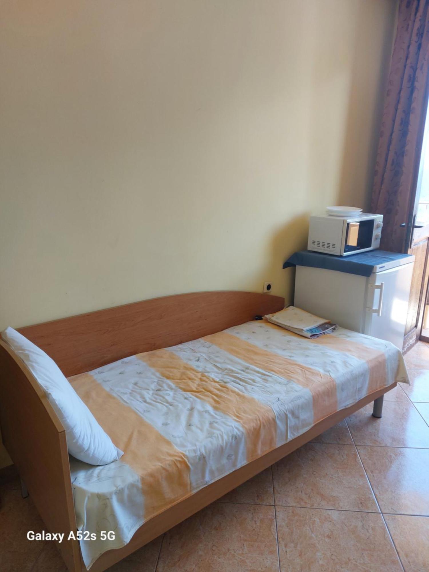 Homestay Kostadinov Pomorie Bagian luar foto