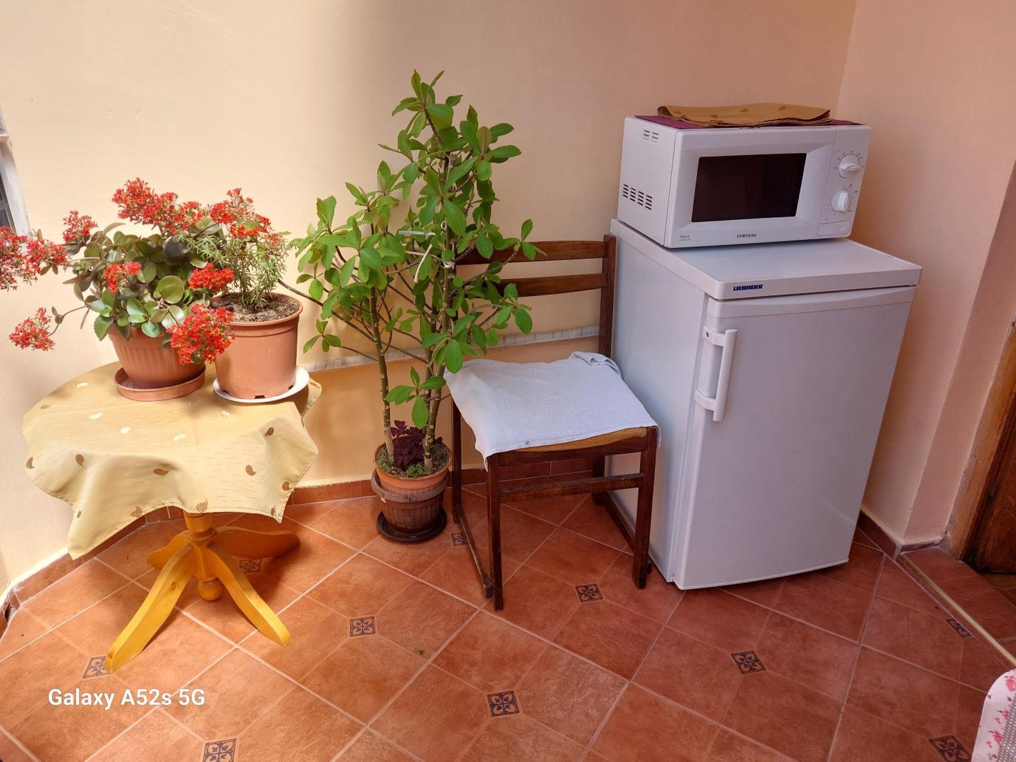 Homestay Kostadinov Pomorie Bagian luar foto