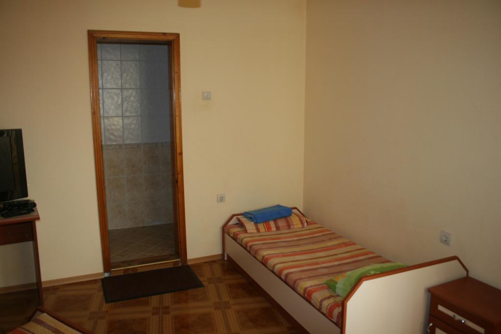 Homestay Kostadinov Pomorie Bagian luar foto